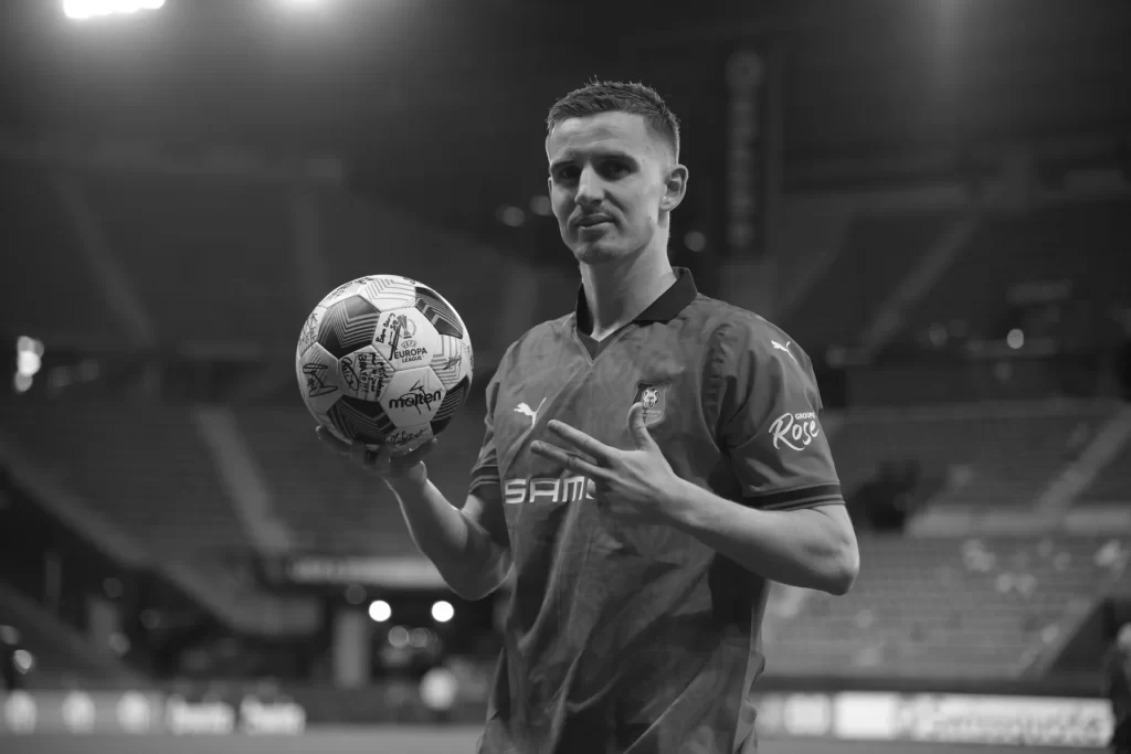 缩略图–著名人物–雷恩足球俱乐部中文站点